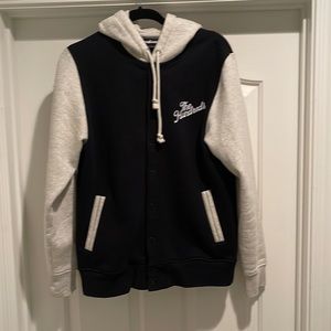 THE HUNDREDS NEW HOODIE HEAVYWEIGHT SIZE MENS SMALL BLACK WITH GRAY ACCENTS